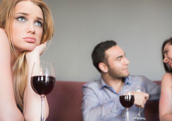 Aduh Ribetnya Suka Sama Pacar Orang, Siap-Siap Tanggung 5 Risikonya