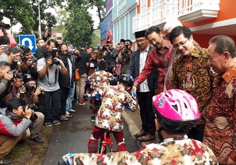 Lanjutkan Program Toyota Car for Tree, PT Toyota Astra Motor Sampai Bikin Walikota Bandung Ridwan Kamil Terharu