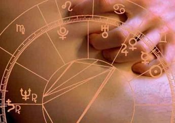 Posisi Bercinta yang Harus Kamu Coba Sesuai dengan Zodiakmu, Dari Gaya Kupu-kupu Sampai Gaya Jembatan Harus Kamu Tahu!