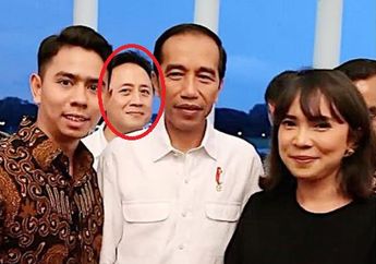 Fitrop Posting Foto Bareng Presiden Jokowi di International Coffee Day Istana Bogor, Coba Tebak Siapa Bapak yang Bikin Netizen Salfok 