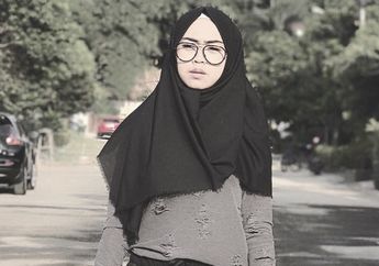 Unggah Video Tak Mendidik, Ria Ricis Ditantang Adu Panco dengan Seorang Wanita Hamil