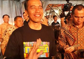 Tak Cuma Ebiet G Ade, Presiden Jokowi Saksikan Band Metal Ini Juga di Syncrhronize Fest 2017
