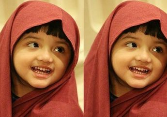 Kecil-kecil Cabe Rawit, Arsy Unjuk Kemampuan Jadi Model untuk Produk Hijab, Ditaruh Pesantren aja Bun!