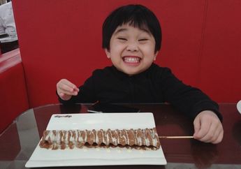 Selebgram Cilik Kirana Kegirangan Punya Adik Lagi, Gemas!