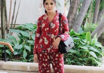 Dibilang Mirip Anggota Bhayangkari, Nindy Kembali Menghebohkan Publik dengan Gaya Busana Seksi Seperti ini