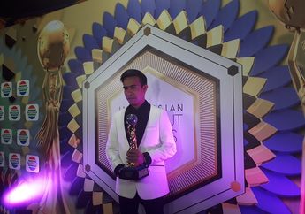 Fildan Bau Bau Menangkan Indonesian Dangdut Awards 2017