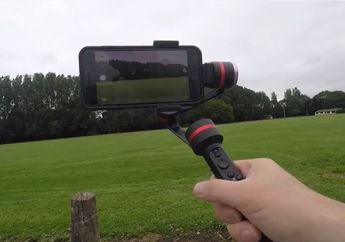 Canggih ! Selain Bisa Jadi Powerbank, Alat Ini Bantu Stabilkan Kameramu Saat Merekam