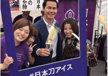 Bisa Dimainkan Layaknya Pedang Katana, Apa Kamu Tega Memakannya?