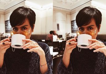 Wow! Ternyata Segini Harga Sandal Anak Sophia Latjuba, Eva Celia Saat Tampil Cantik Kenakan Kain dengan Motif Khas Indonesia