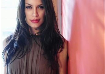 Bukan Eva Celia, Artis Ini Malah Dibilang Anak Sophia Latjuba, Siapa ya?