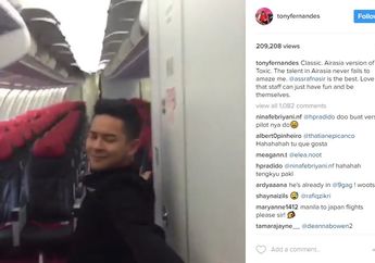 VIDEO : VIRAL!!! Kocak Banget! Pramugara Ini Joget Lipsync Dalam Pesawat di Upload Oleh Bos AirAsia Langsung