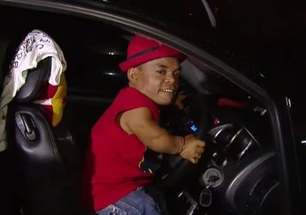 Modifikasi Mobil, Bikin Ucok Baba Bisa Nyetir Apanya yang Dimodifikasi Ya?