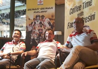 Gokil! Fausto Gresini Mampir ke Federal Oil, Ada Agenda Jemput Pembalap Indonesia Buat Balapan Moto2 di Malaysia