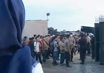 Bikin Nyesek, Dodo Kelimpungan Cari Sang Istri, Korban Pabrik Petasan Terbakar Banyak yang Belum Dapat Diidentifikasi