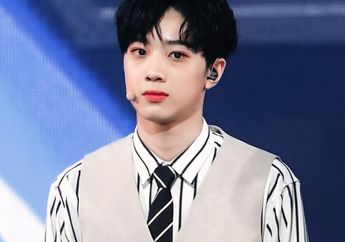 Masih di Bawah Umur, Beredar Foto Mirip Anggota Termuda Wanna One Bawa Rokok