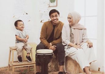 Wow.. Ternyata Sekala Lebih Anteng Ke Toko Musik Daripada Toko Mainan