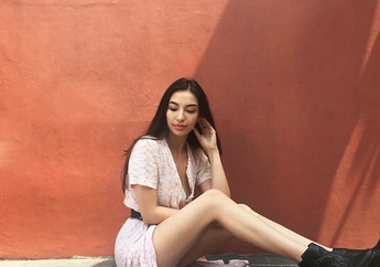 Pengin Punya Kaki Seksi ala Manohara, yuk Coba Tips Simpel Ini!