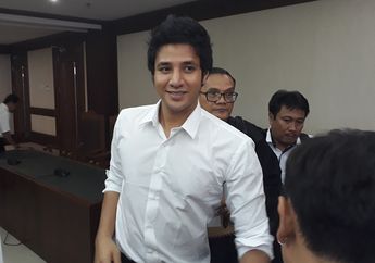 Ammar Zoni Tertangkap Kamera Jalan dengan Pacar di Mall, Ini Kata Pengacara