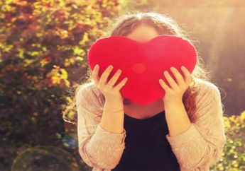 Ternyata Ini Rahasia Memikat Hatinya Mulai dari Kalimat Pertamamu, Wajib Coba!