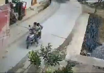 Tak kuat Menanjak, Sebuah Truk Besar Melibas Motor Yang Ada Dibelakangnya