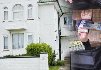 Mujur Sekali, Pria Ini Tiba-Tiba Temukan Tumpukan Uang di Rumah yang Baru Dibeli, Kok Bisa?