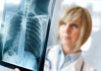 Bahaya Cairan pembersih Toilet, Bisa Sebabkan Penyakit Paru-paru, Bener Nggak sih?