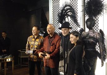 Berbahan dari Tali Rafia, Karya Rinaldy Yunardi Berhasil Menyabet Penghargaan Tertinggi dalam Ajang Tingkat Dunia