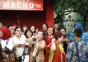 Kahiyang Bobby Menikah Hari Ini, Relawan Bernyanyi Sambil Bersorak Sorai di Lokasi, Ternyata Ini Arti Nyanyiannya