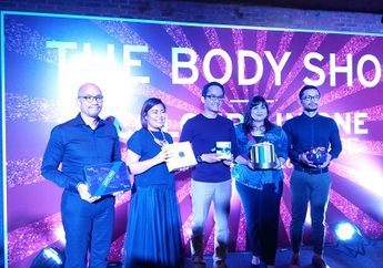 Mau Tampil Cantik, Ini Dia Riasan Makeup yang Cocok Untuk Sambut Acara Natal dan Tahun Baru Nanti