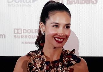 Perankan Janda Di Sumba yang Penggal Kepala Perambok, Marsha Timothy Perdalam Bahasa Lewat Ibu-Ibu