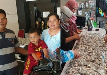 VIRAL : Kisah Penjual Cilok Beli Kawasaki Ninja Pakai Uang Koin Sekarung, Mengharukan, Reaksi Pihak Diler Tak Disangka