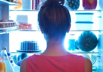 Makan Tengah Malam Tingkatkan Risiko Penyakit Ini, Waspada Bahaya Banget nih!