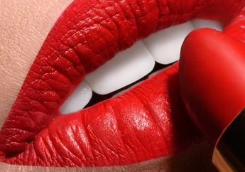 Wah Kesalahan dalam Memulaskan Lipstik Ini Akan Membuatmu Tampil Tidak Makimal nih! Yuk Hindari