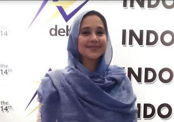 Ini Gaya Busana Ayu Azhari Saat Hadiri Indonesia Ethnic Fashion Week 2017