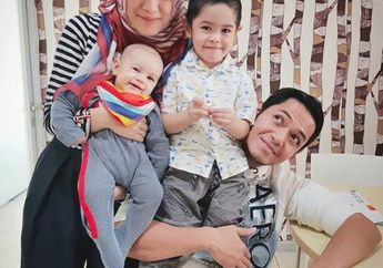 Anak Bontot Alyssa Soebandono dan Dude Harlino Mirip Banget Sama Bule! Masih Kecil Sudah Ganteng..