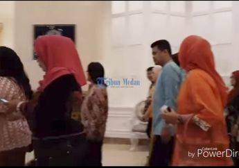Anggun dan Feminim, Ini Video Kahiyang Ayu Kenakan Dress Berwarna Biru Hendak Jalani Prosesi Adat