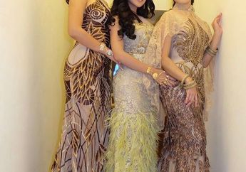 Foto Bareng Zaskia Gotik dan Indra Bekti, Tangan Iis Dahlia Bikin Salah Fokus!