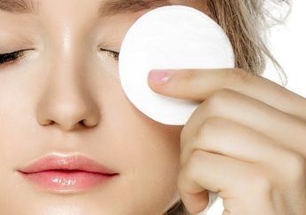 Jangan Malas Membersihkan Bekas Makeupmu Sebelum Tidur Kalau Tidak Ingin Hal Ini Terjadi