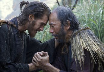 Oscars 2017: Nominator Andrew Garfield Datang Bersama Ayah dan Sahabatnya