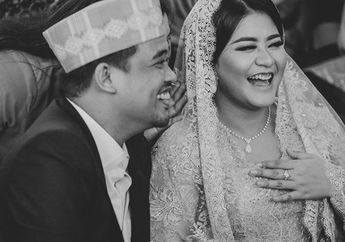 Mulai Dari Manortor Pertama Kahiyang-Bobby Sampai Gibran Rakabuming yang Menari, Lihat Yuk Foto-foto Keseruan Pesta Pernikahan Putri Jokowi di Medan!