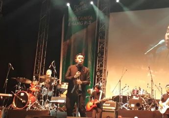 Meski Suara Serak, Tulus Berhasil Menutup JGTC 2017 dengan Maaf, Lho Kenapa?