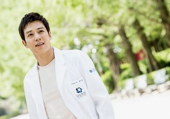Gantengnya Penampilan Kim Rae Won di Drama Black Knight! Dari Sosok Dokter Berubah Jadi Pria Era Joseon, Kayak Gimana tuh?