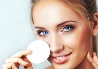 Wajib Tahu! Ternyata Begini loh Cara Ampuh Hapus Makeup Waterproof