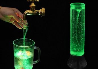 Lepas dari Hingar-Bingar, Di Pesta Pernikahan Ini Orang Tua Cuma Ngasih Air, Kok Bisa?