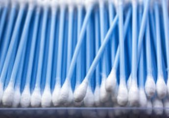 Jangan Bersihkan Telingamu dengan Cotton Buds, Ini Bahayanya!