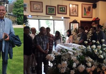 Suasana Haru Keluarga Bondan Winarno Gelar Ibadah Tutup Peti Siang Ini