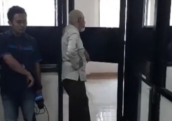 VIDEO - Putri Aisyah Keluar dari Ruang Mediasi