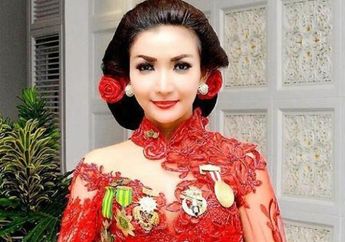 Roro Fitri Tampil Lebih Muda, Cek Deh Fotonya Mirip Artis Korea!