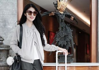 Bukan Cuma Untuk Gaya, Ternyata Ini Alasan Para Selebriti Pakai Kacamata?