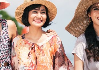 4 Kebiasaan Orang Indonesia di Negeri Orang, Pastinya Suka Selfie!